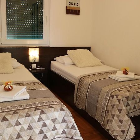 Apartments Marina Vodice Dış mekan fotoğraf