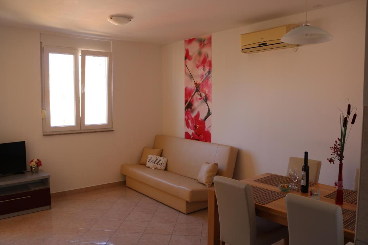 Apartments Marina Vodice Dış mekan fotoğraf