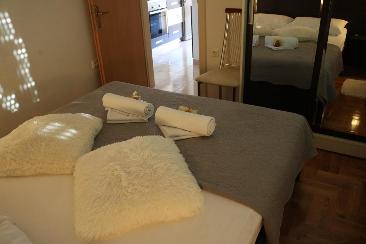 Apartments Marina Vodice Dış mekan fotoğraf
