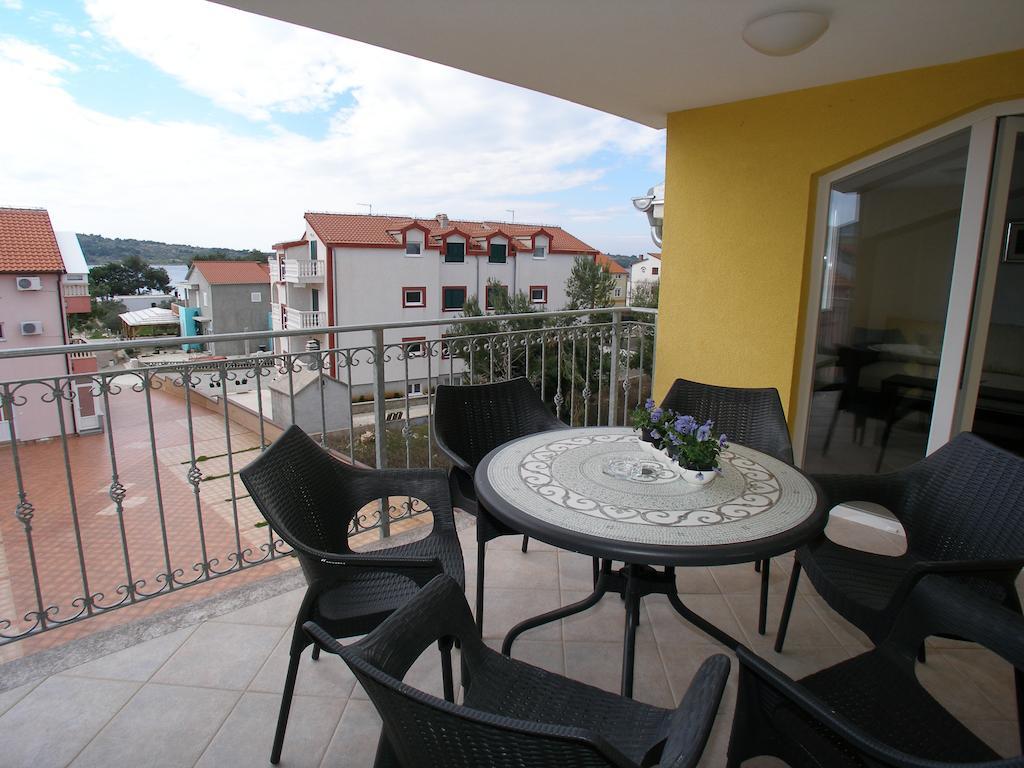 Apartments Marina Vodice Dış mekan fotoğraf