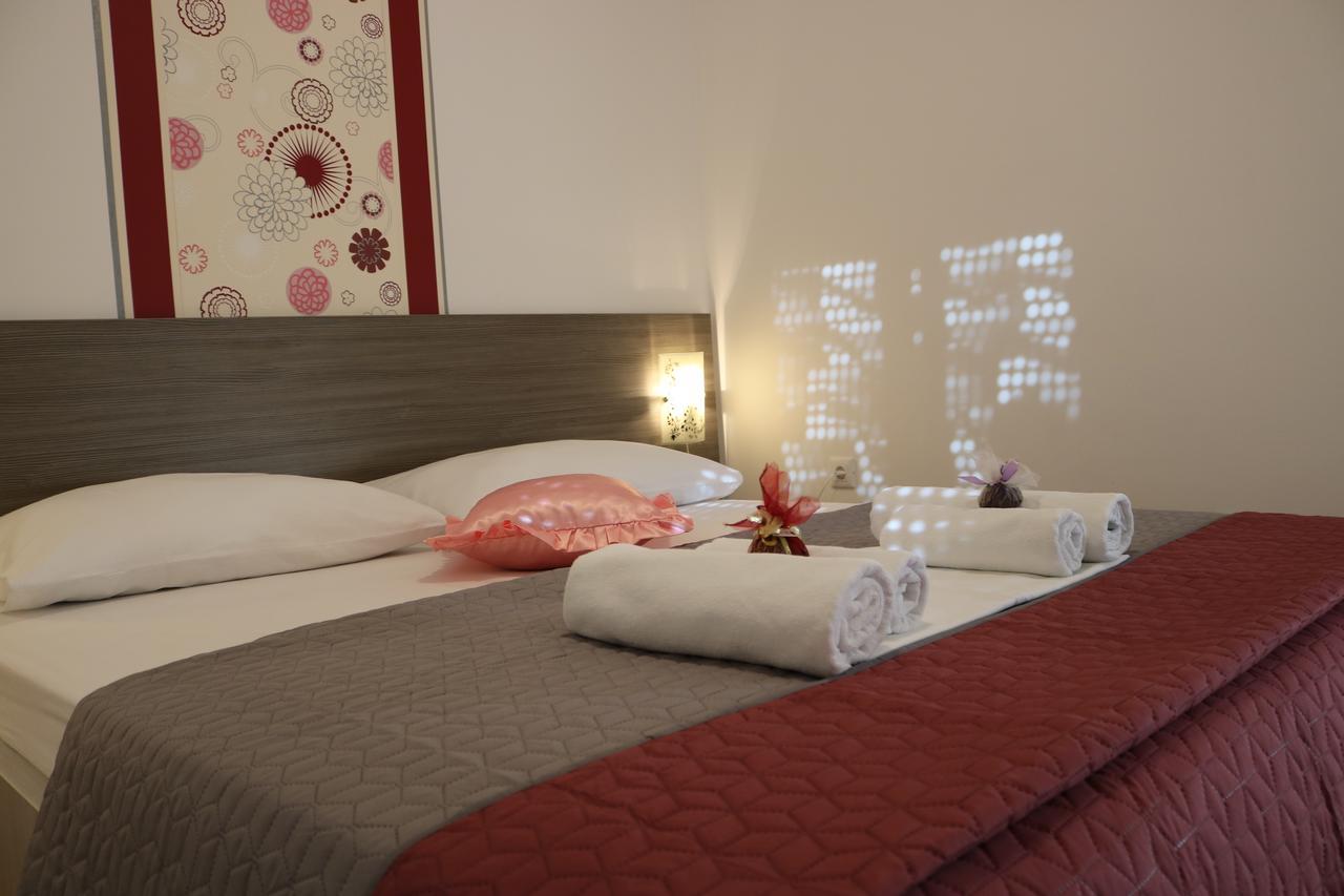 Apartments Marina Vodice Dış mekan fotoğraf